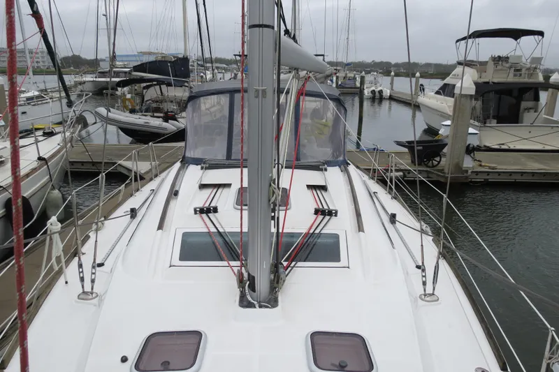 Quest Yacht Photos Pics 