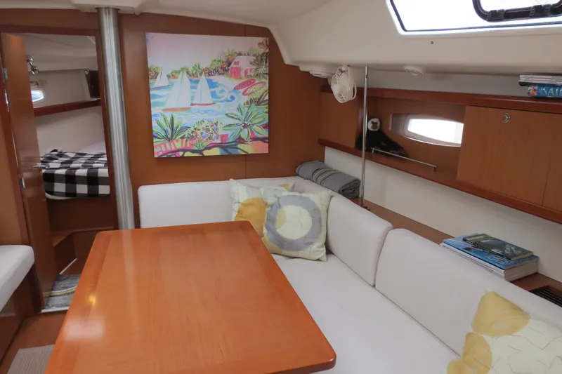 Quest Yacht Photos Pics 