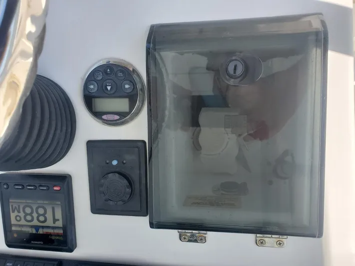 Just Cuz Yacht Photos Pics 