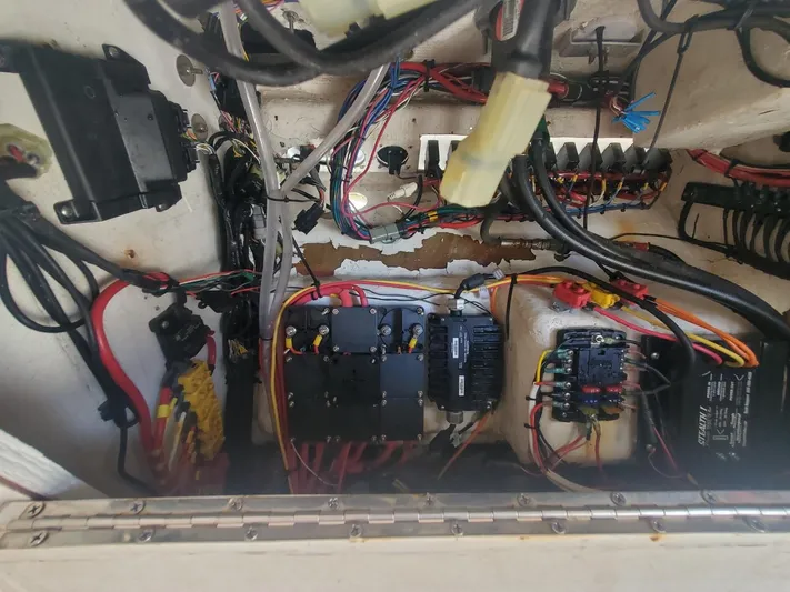 Just Cuz Yacht Photos Pics 