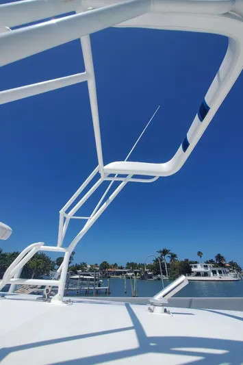 Just Cuz Yacht Photos Pics 