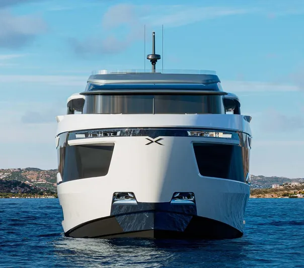 Extra X100 Triplex Yacht Photos Pics EXTRA 100 TRIPLEX