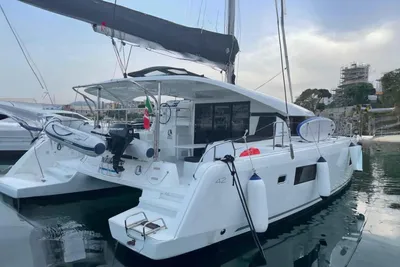 2019 Lagoon 42