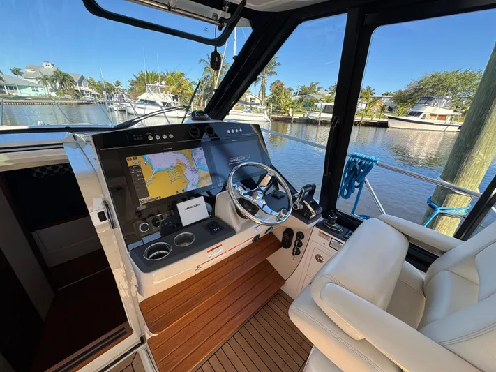 Isle Hope'n Yacht Photos Pics 