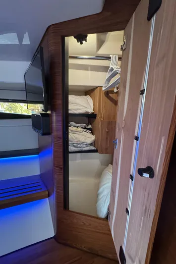 Isle Hope'n Yacht Photos Pics 