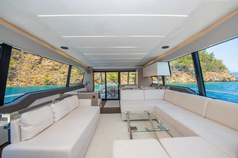  Yacht Photos Pics Prestige 680 model 2019 / Chehab Marine