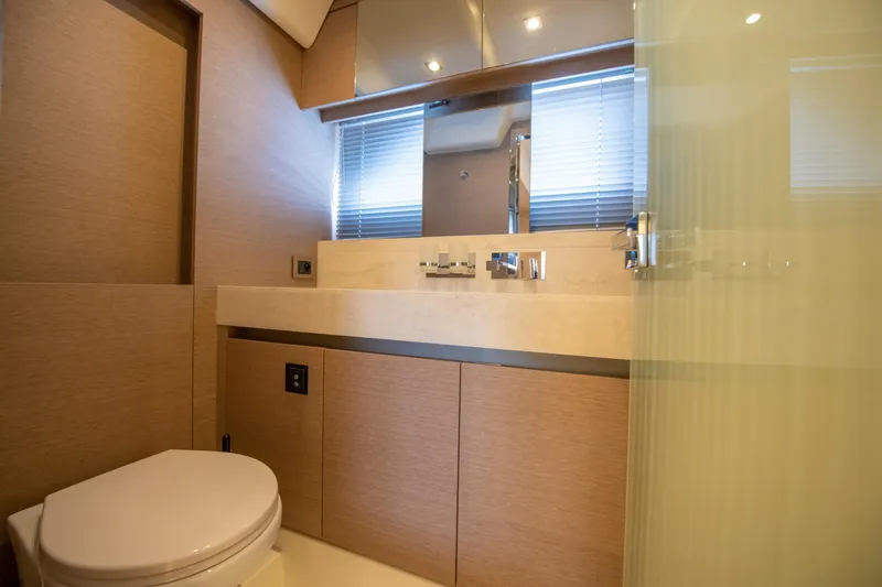  Yacht Photos Pics Prestige 680 model 2019 / Chehab Marine