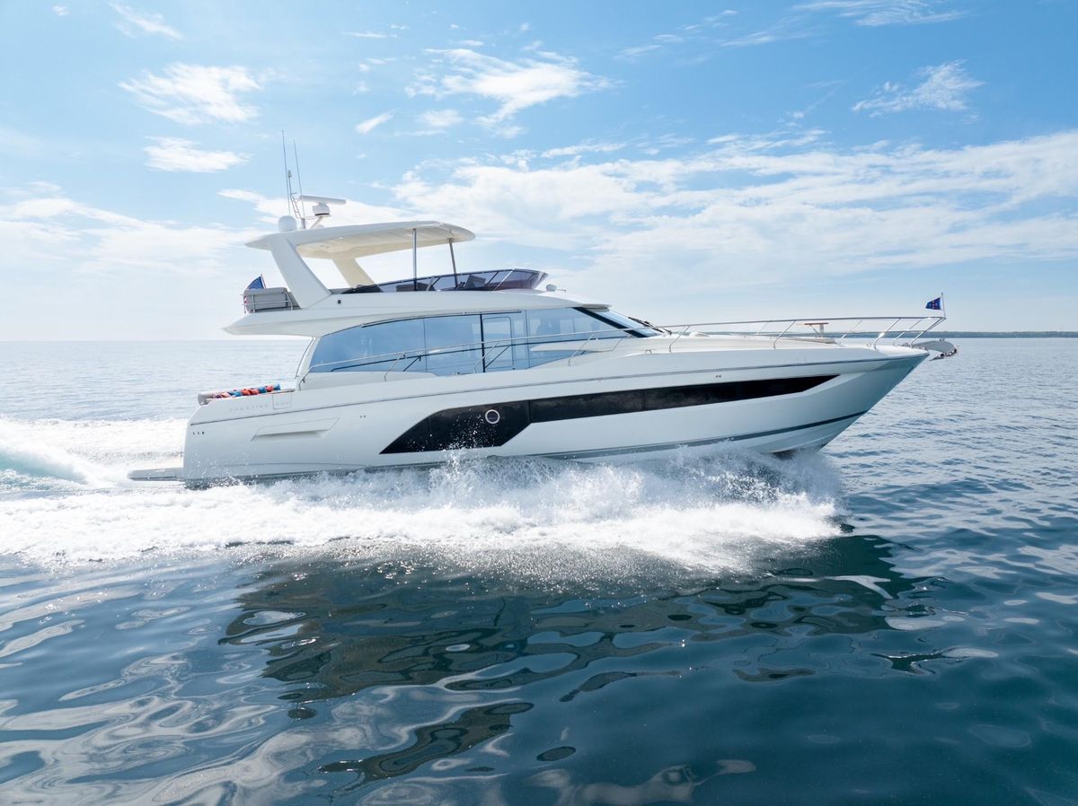2020 Prestige 59 