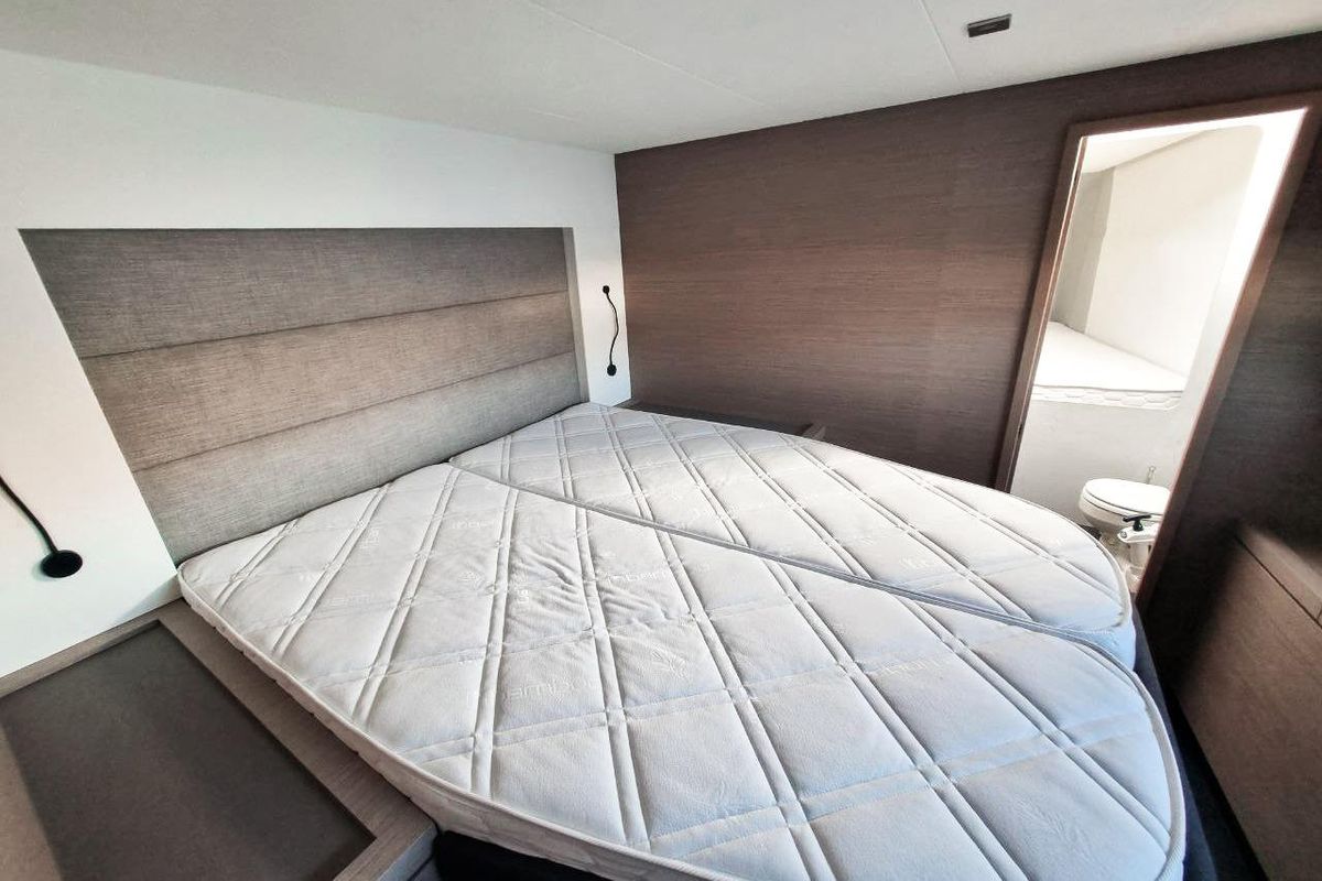 2023 Fountaine Pajot 45 