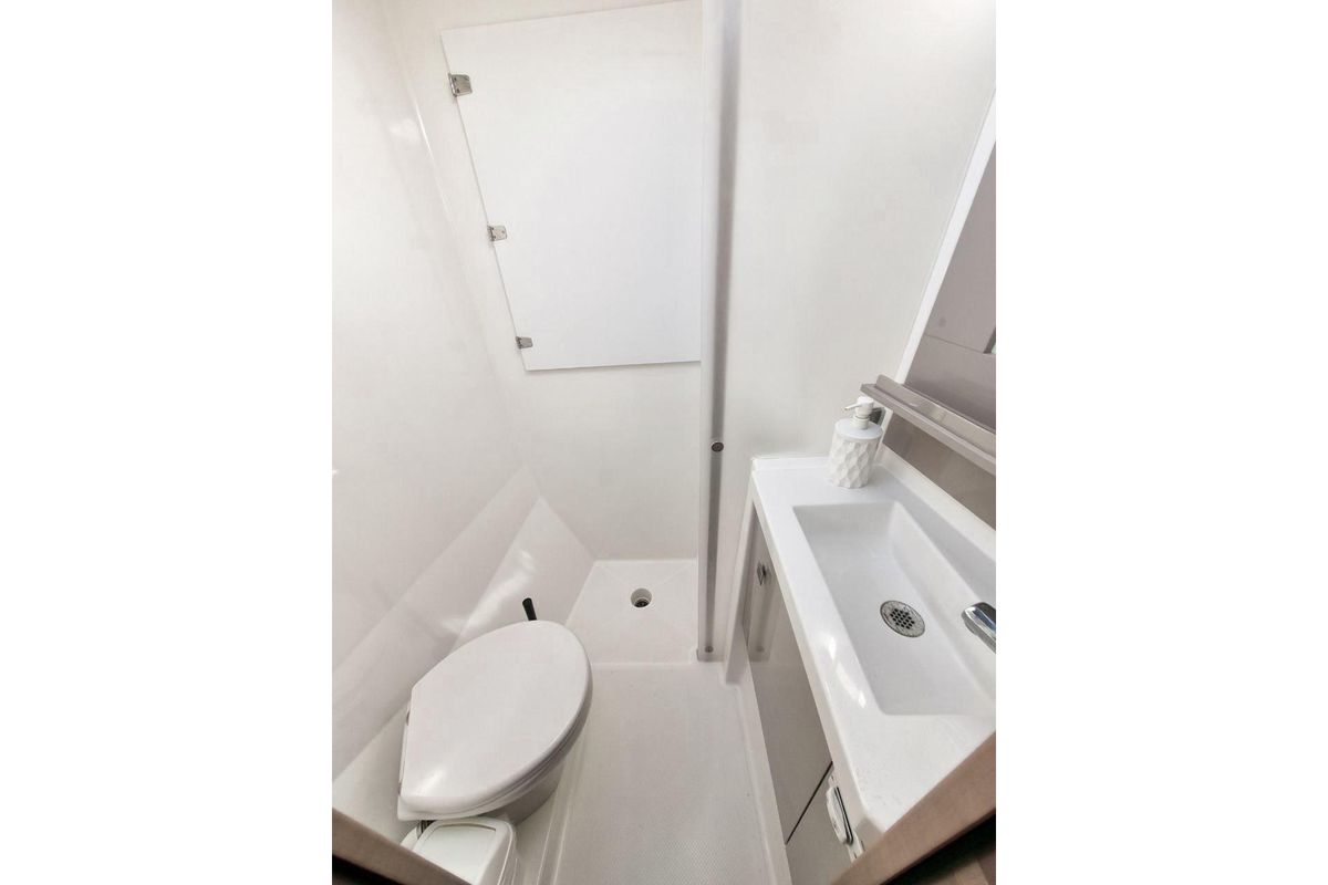 2023 Fountaine Pajot 45 