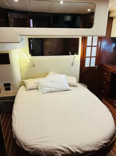  Yacht Photos Pics WhatsApp Image 2023-08-28 at 12.53.34.jpeg