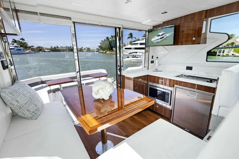 Bradventures Yacht Photos Pics 2023 Cruisers Yachts 42 Cantius  -