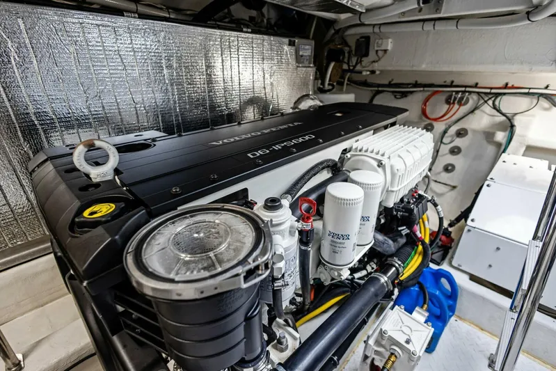 Bradventures Yacht Photos Pics Engine room of 2023 Cruisers Yachts 42 Cantius, featuring Volvo Penta engine.