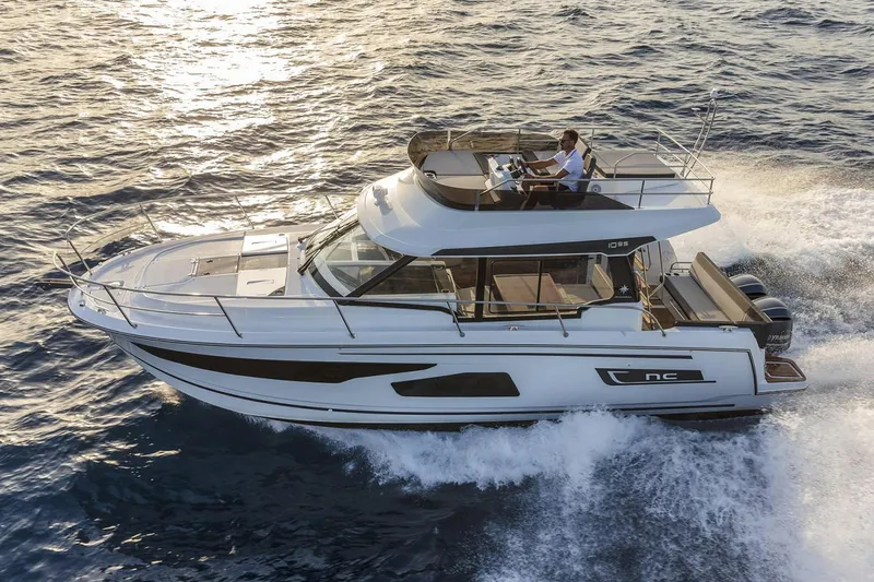  Yacht Photos Pics Manufacturer Provided Image