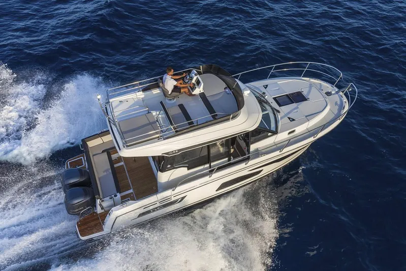  Yacht Photos Pics Manufacturer Provided Image
