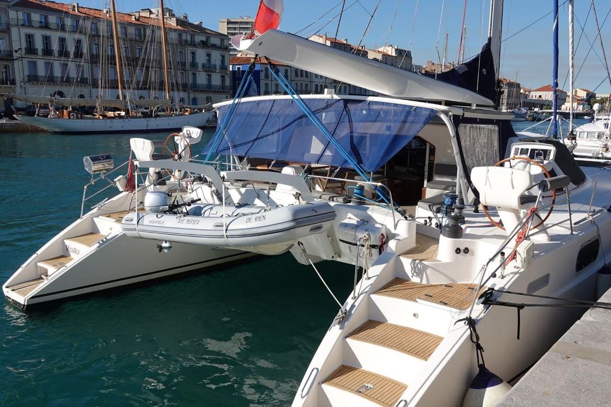 2001 Catana 62 