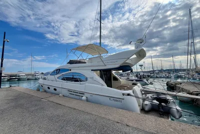 2004 Azimut 46