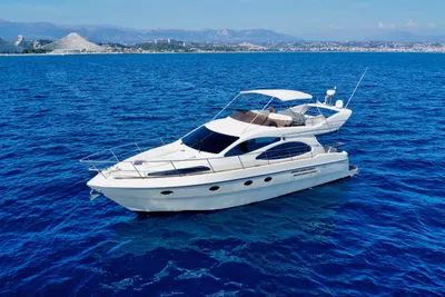 2004 Azimut 46