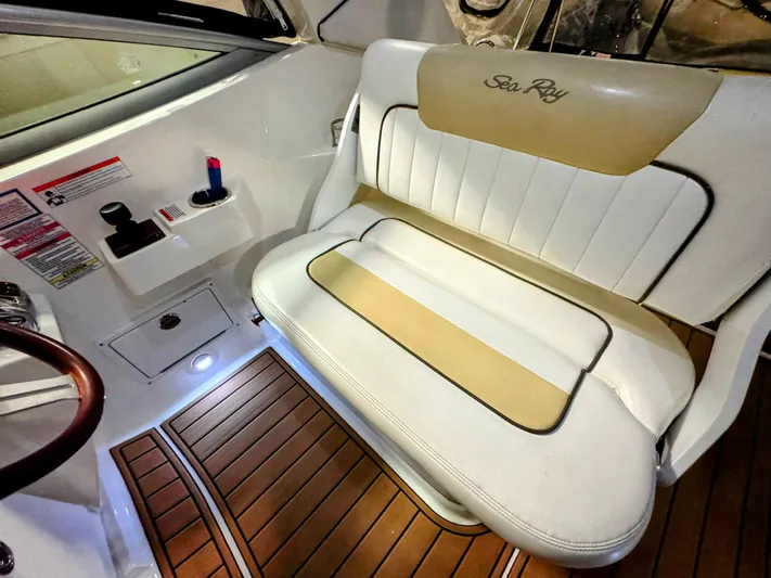 Josh'd Yacht Photos Pics Interior of 2010 Sea Ray Sundancer 310 with seating area.