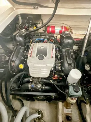 Josh'd Yacht Photos Pics Engine compartment of a 2010 Sea Ray Sundancer 310 boat.