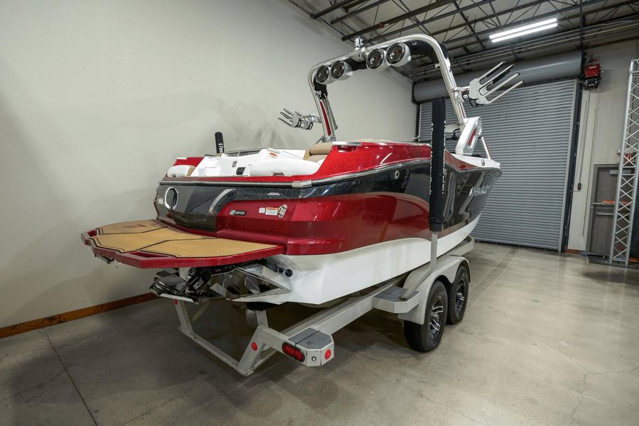 2022 MasterCraft X24