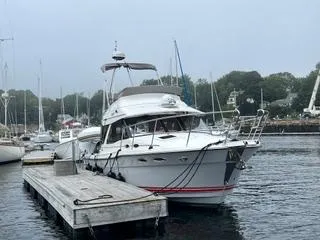 Frisky Yacht Photos Pics 2022 Cutwater C-32 CB - Frisky