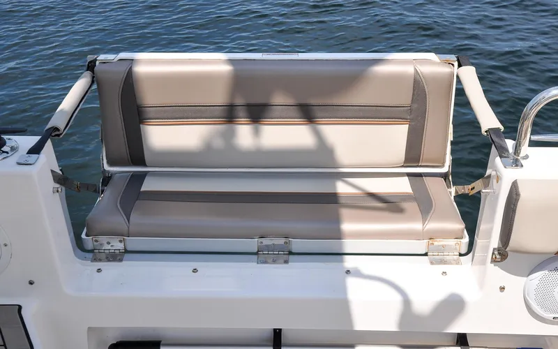 Frisky Yacht Photos Pics 2022 Cutwater C32 CB - Frisky