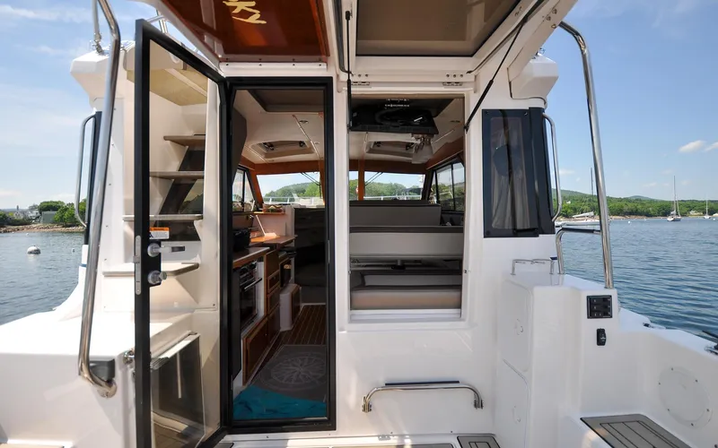 Frisky Yacht Photos Pics 2022 Cutwater C32 CB - Frisky