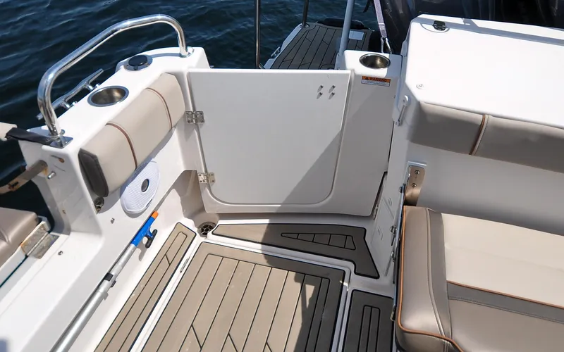 Frisky Yacht Photos Pics 2022 Cutwater C32 CB - Frisky