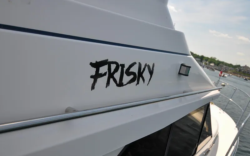 Frisky Yacht Photos Pics 2022 Cutwater C32 CB - Frisky