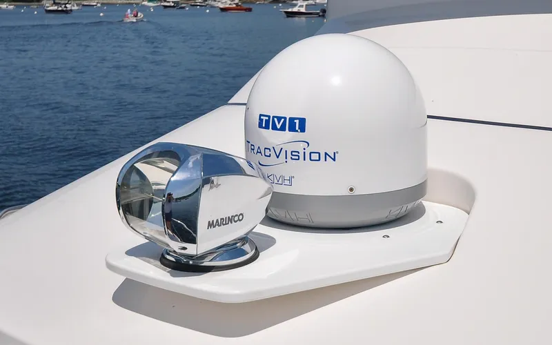 Frisky Yacht Photos Pics 2022 Cutwater C32 CB - Frisky