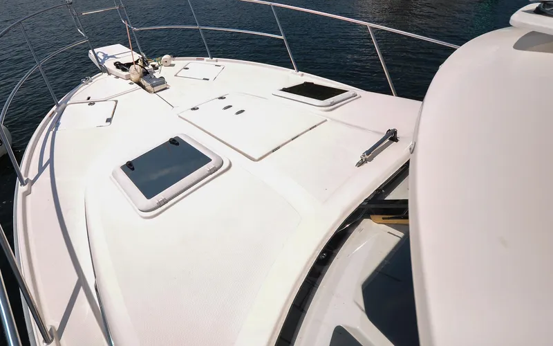 Frisky Yacht Photos Pics 2022 Cutwater C32 CB - Frisky