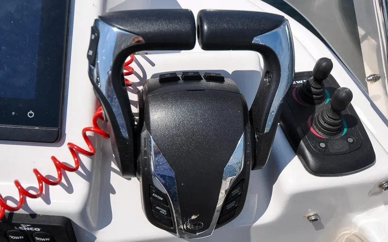 Frisky Yacht Photos Pics 2022 Cutwater C32 CB - Frisky