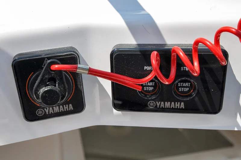 Frisky Yacht Photos Pics 2022 Cutwater C32 CB - Frisky