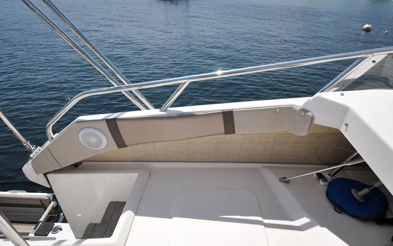 Frisky Yacht Photos Pics 2022 Cutwater C32 CB - Frisky