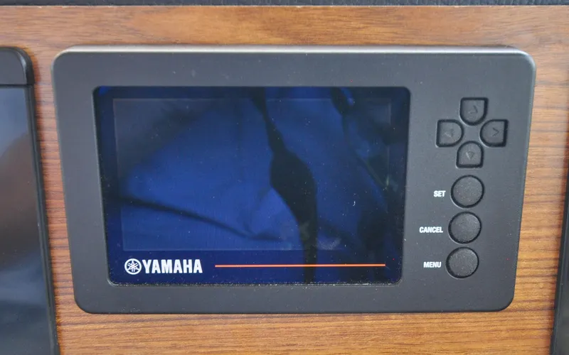 Frisky Yacht Photos Pics 2022 Cutwater C32 CB - Frisky