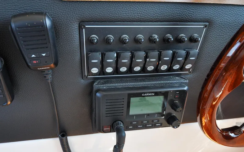 Frisky Yacht Photos Pics 2022 Cutwater C32 CB - Frisky