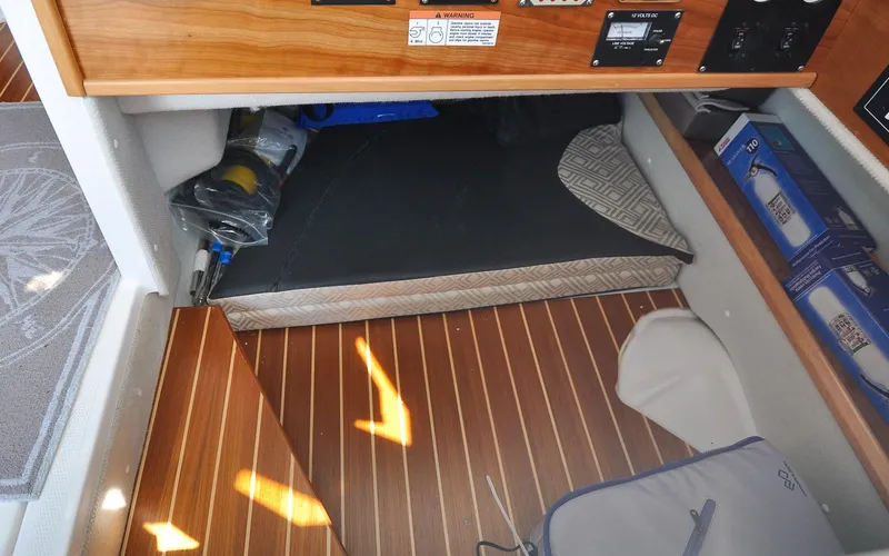 Frisky Yacht Photos Pics 2022 Cutwater C32 CB - Frisky