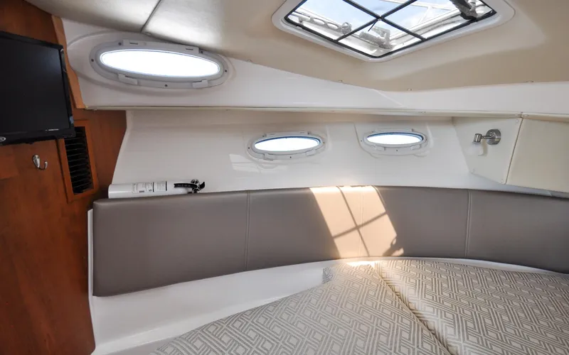 Frisky Yacht Photos Pics 2022 Cutwater C32 CB - Frisky