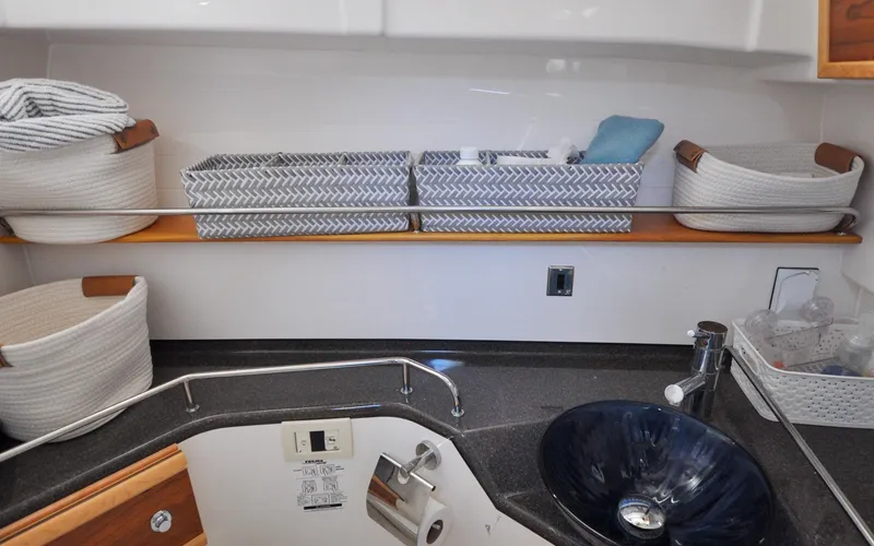 Frisky Yacht Photos Pics 2022 Cutwater C32 CB - Frisky