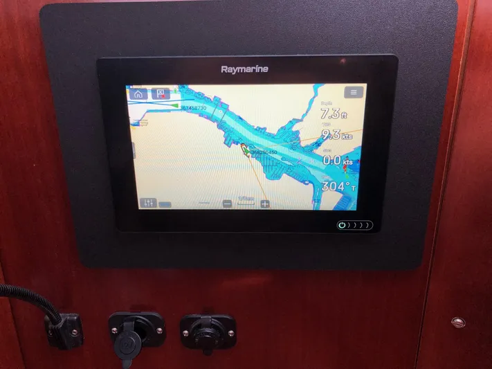 Annarosa Yacht Photos Pics chartplotter