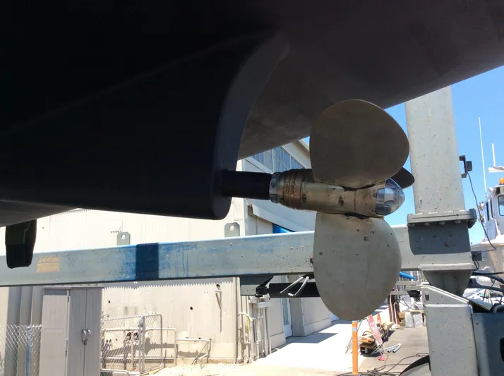 Annarosa Yacht Photos Pics Max feathering 3 blade prop