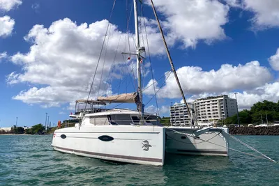 2014 Fountaine Pajot Helia 44