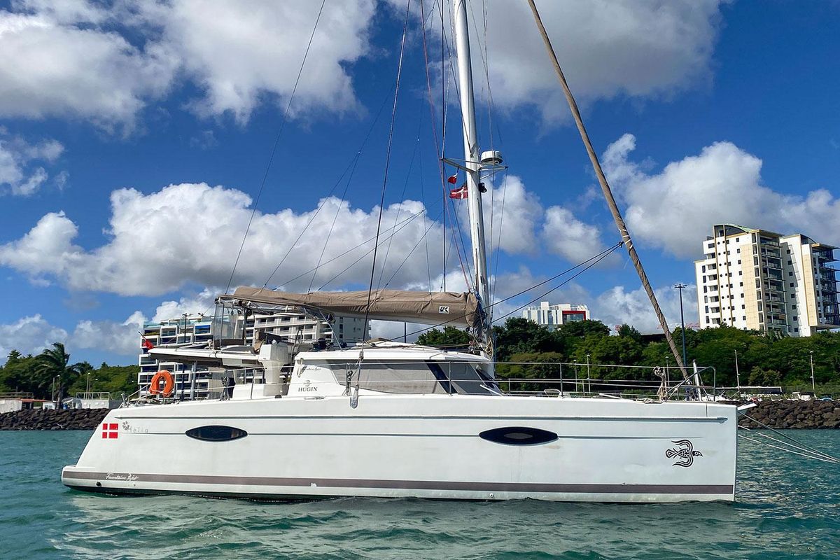 2014 Fountaine Pajot 45 