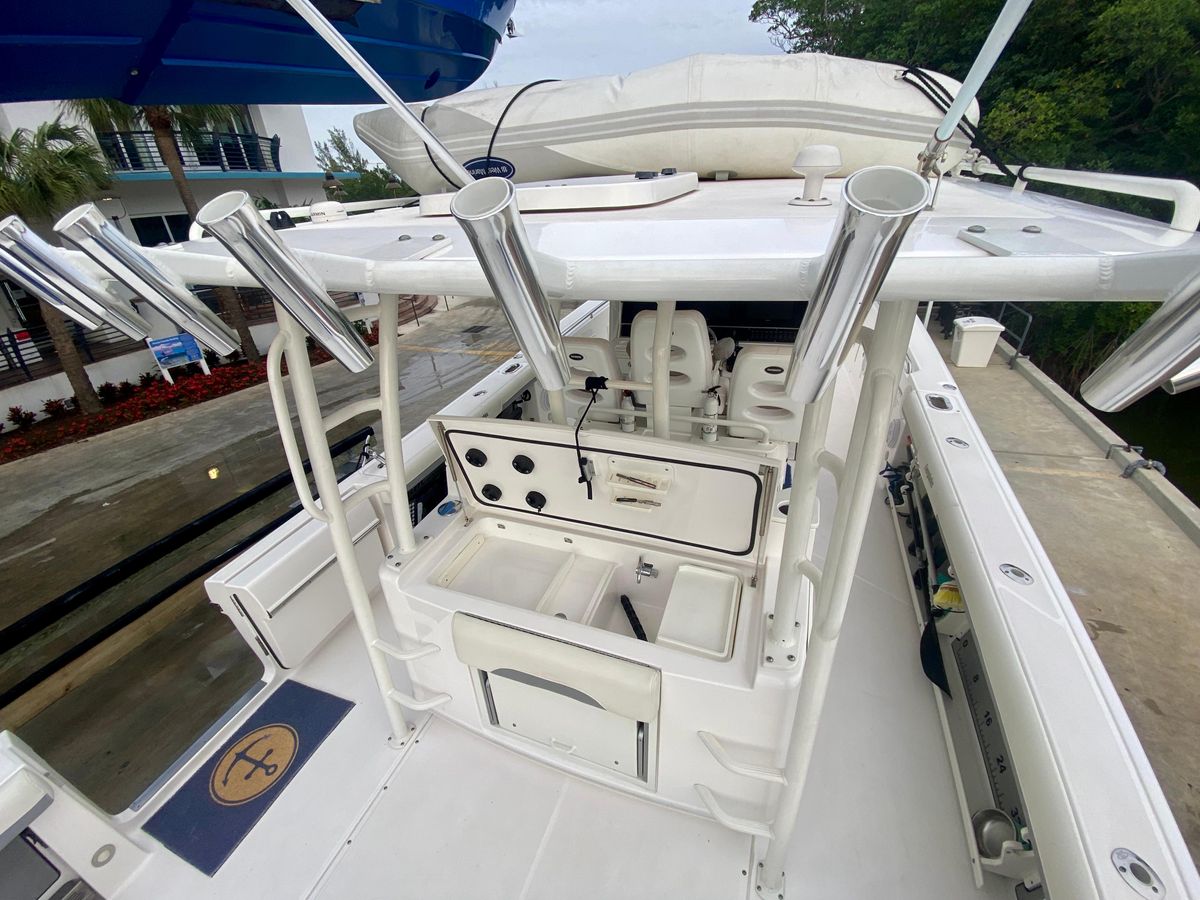 2016 Everglades 43 