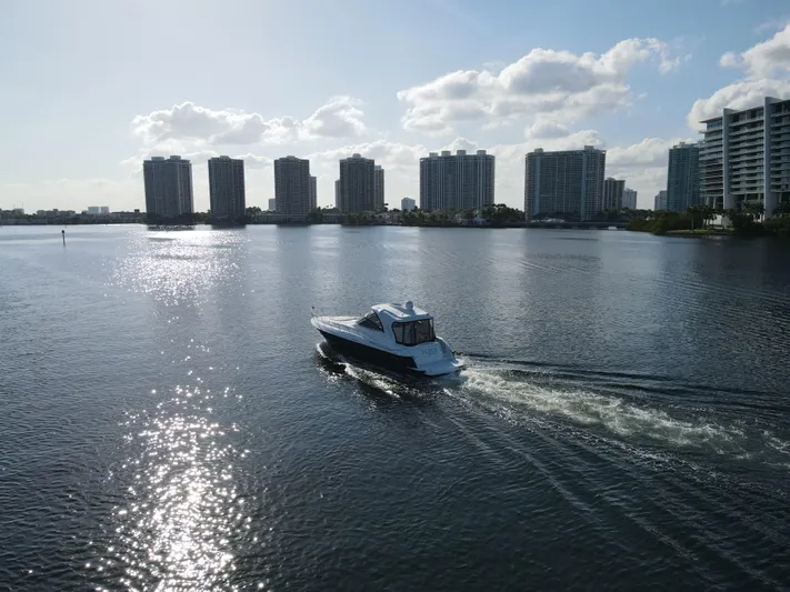 Coco Yacht Photos Pics 