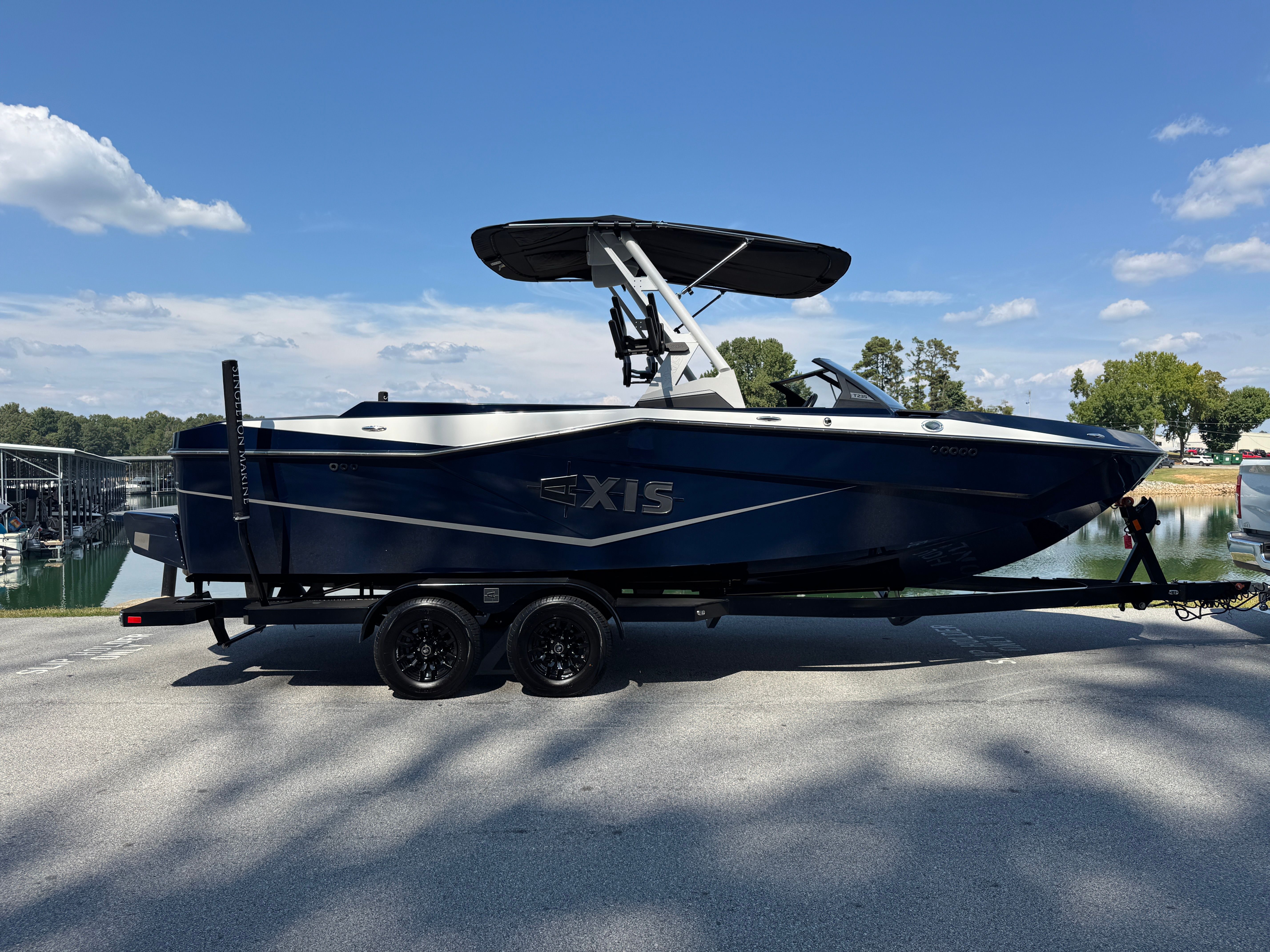 2025 AXIS T235 - Image 2