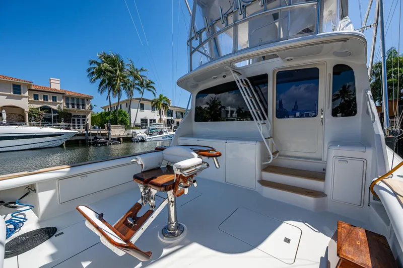Ale & Rye Yacht Photos Pics 