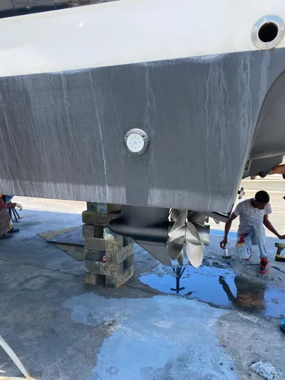 On My Way Yacht Photos Pics 