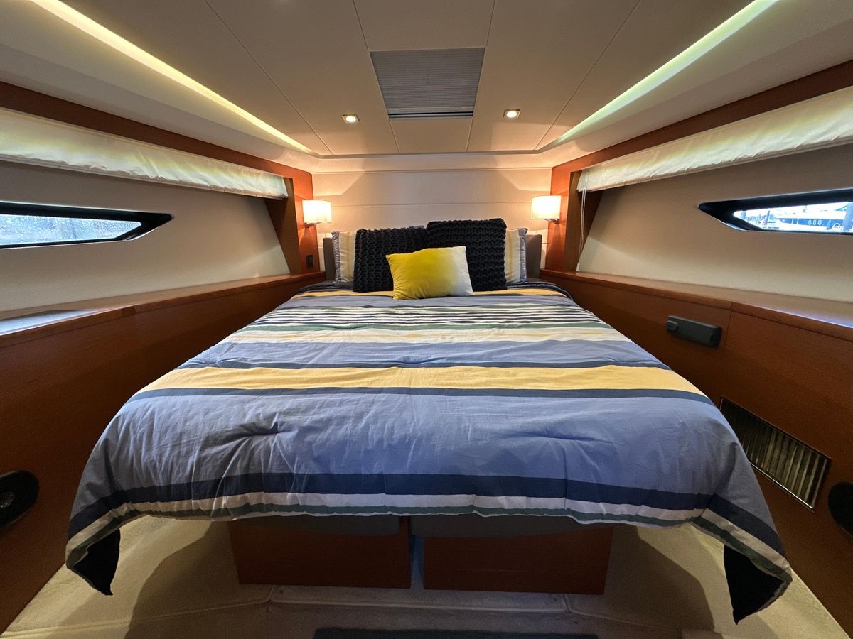 2015 Prestige 50 